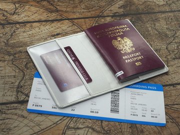 Калъф за паспорт